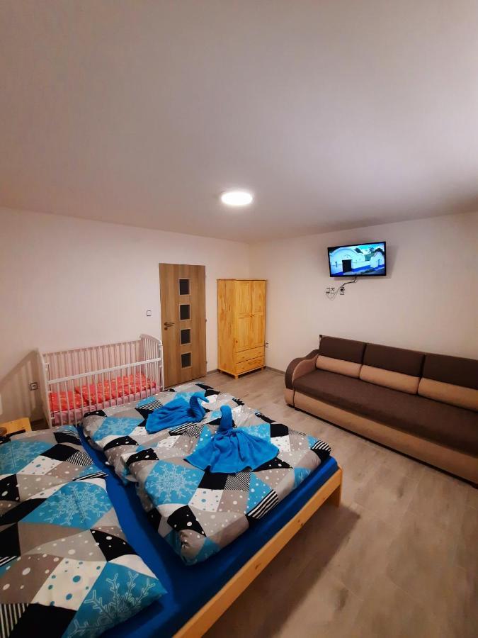 Apartman Sen Petrov Buitenkant foto